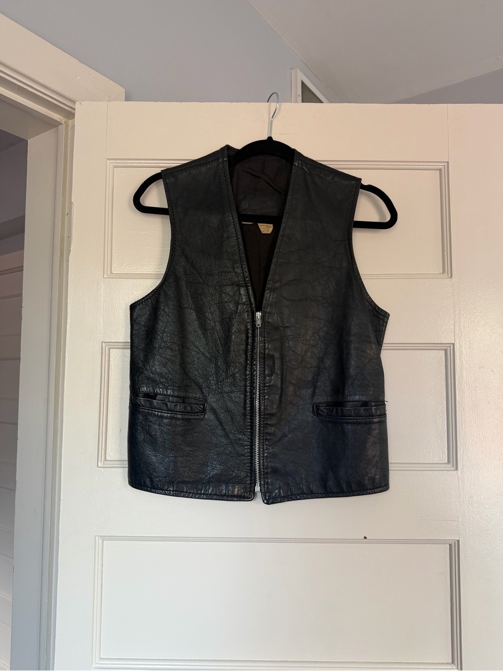100% Black Leather Zippered Vest